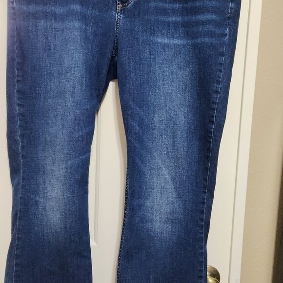 Sz 18 Silver Jeans Bootcut GUC - Picture 2 of 11